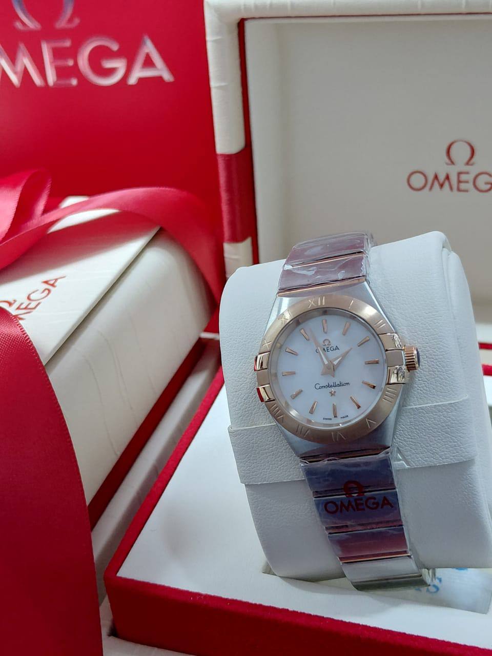 ساعة Omega