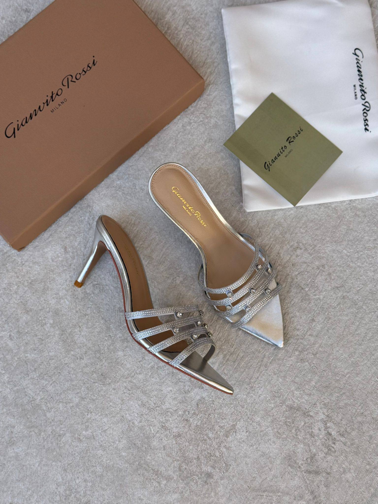 كعب Gianvito Rossi