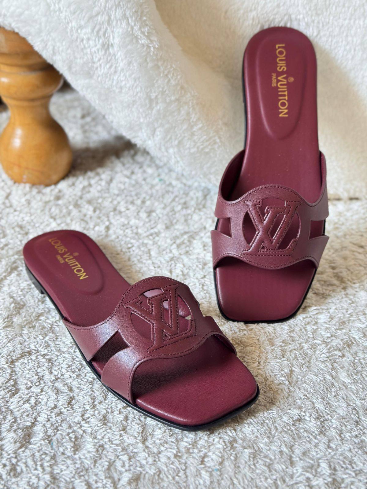 سليبر لويس فيتون