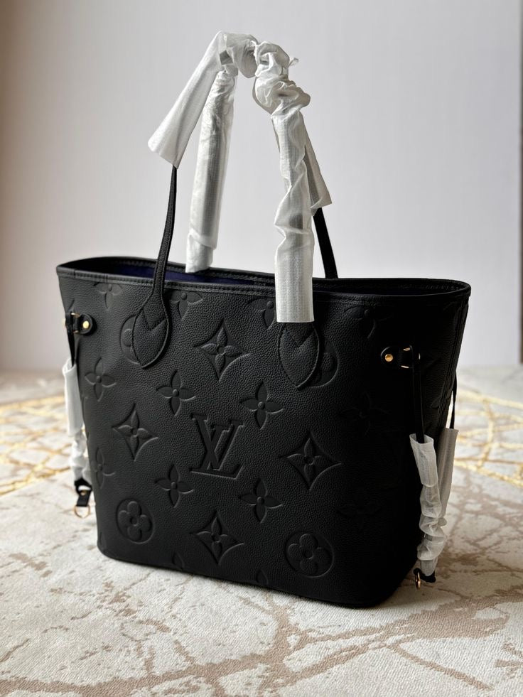 LV شوبنق احرف