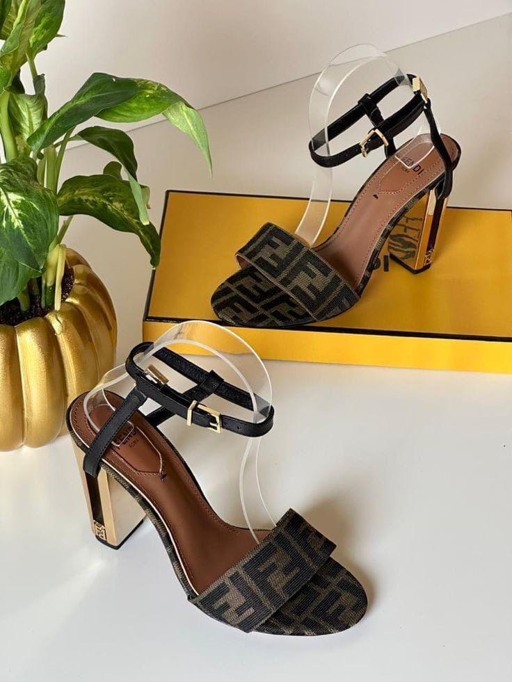 Fendi heel
