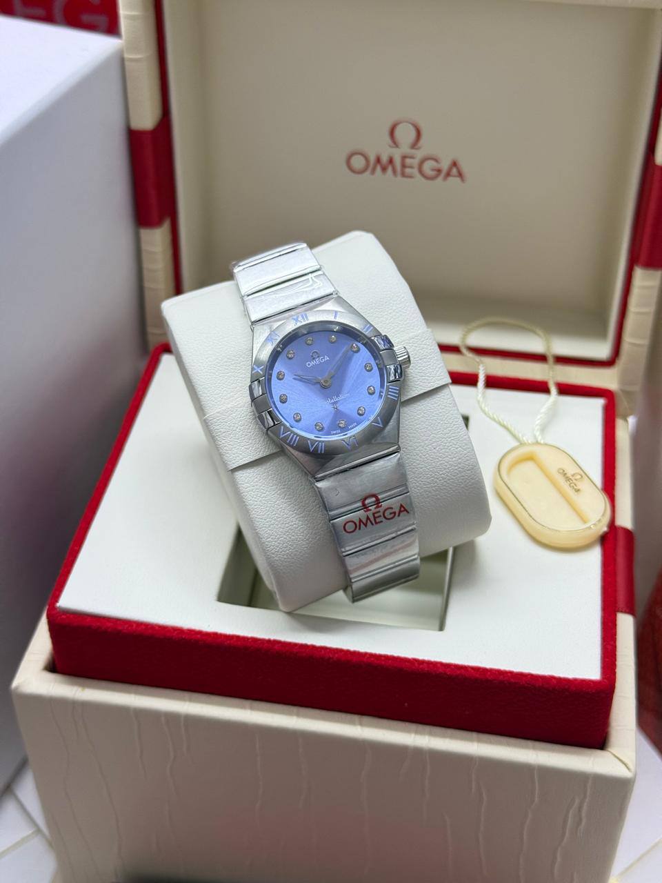 ساعة Omega